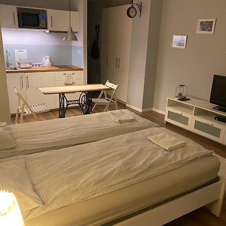 B&B Apartman Eger Exteriör bild