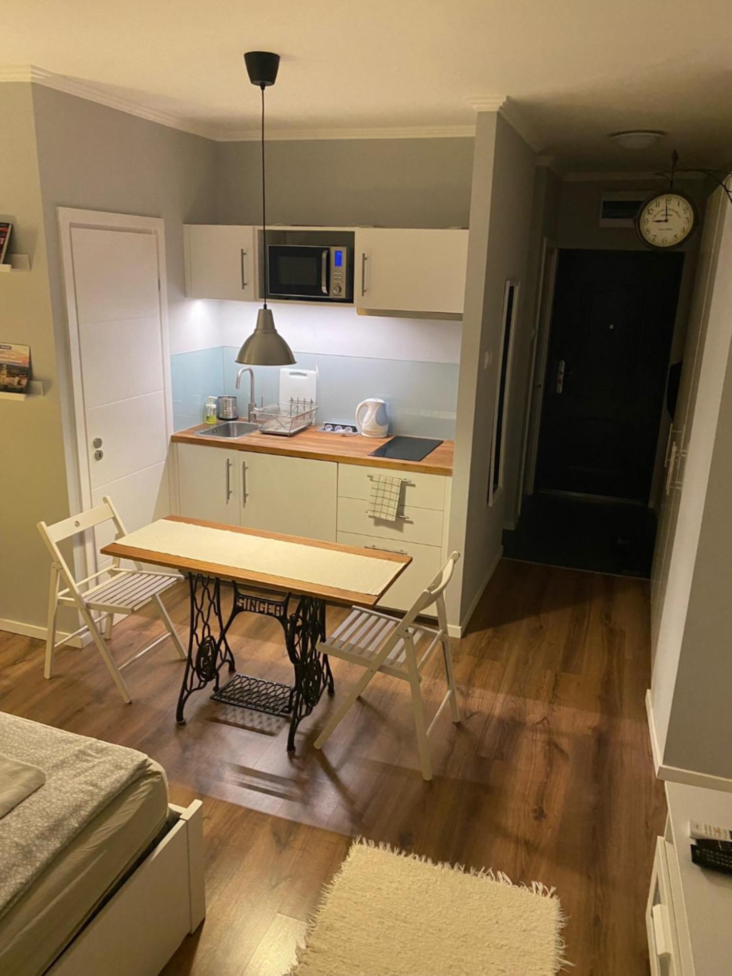 B&B Apartman Eger Exteriör bild