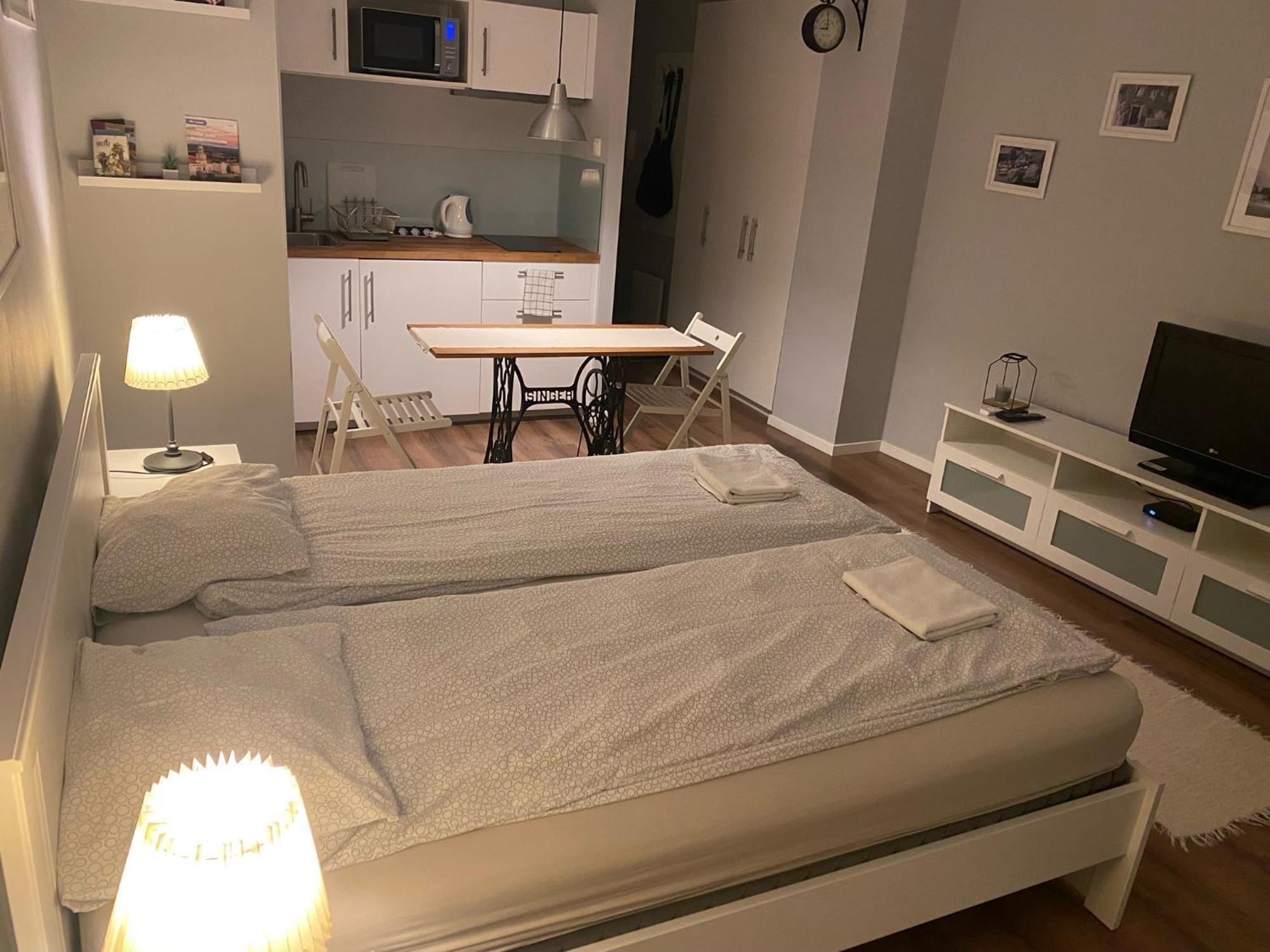 B&B Apartman Eger Exteriör bild