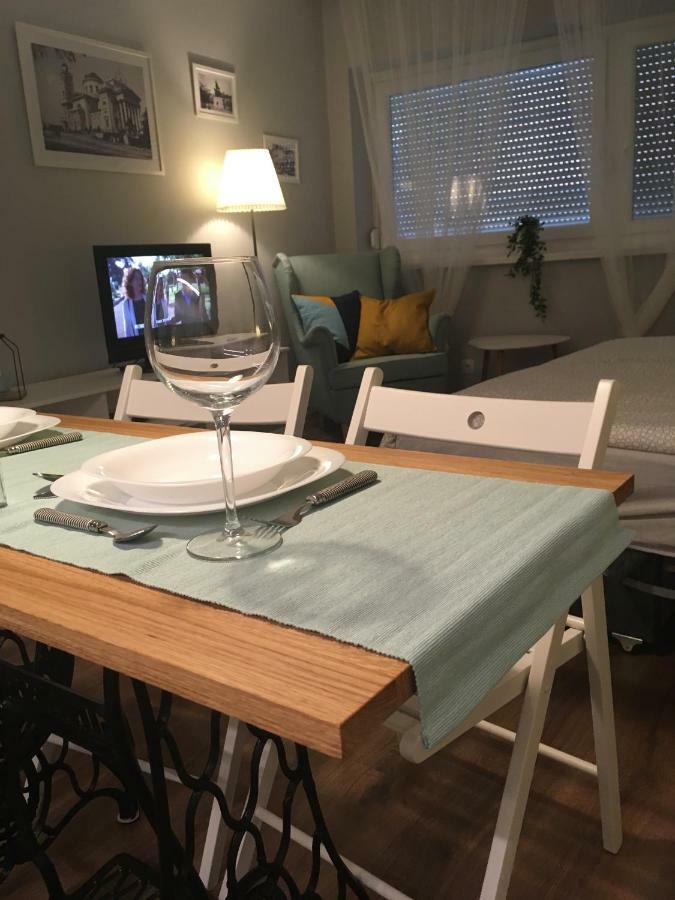 B&B Apartman Eger Exteriör bild